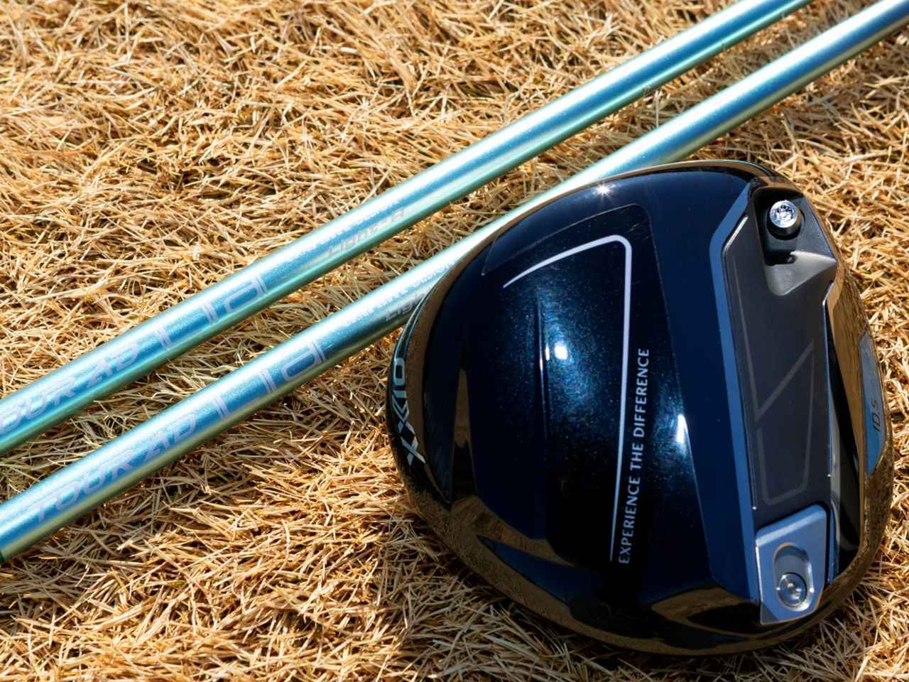 画像: 今回は「ツアーAD Lia」と「ゼクシオ14(10.5度)」の組み合わせを試打テスト