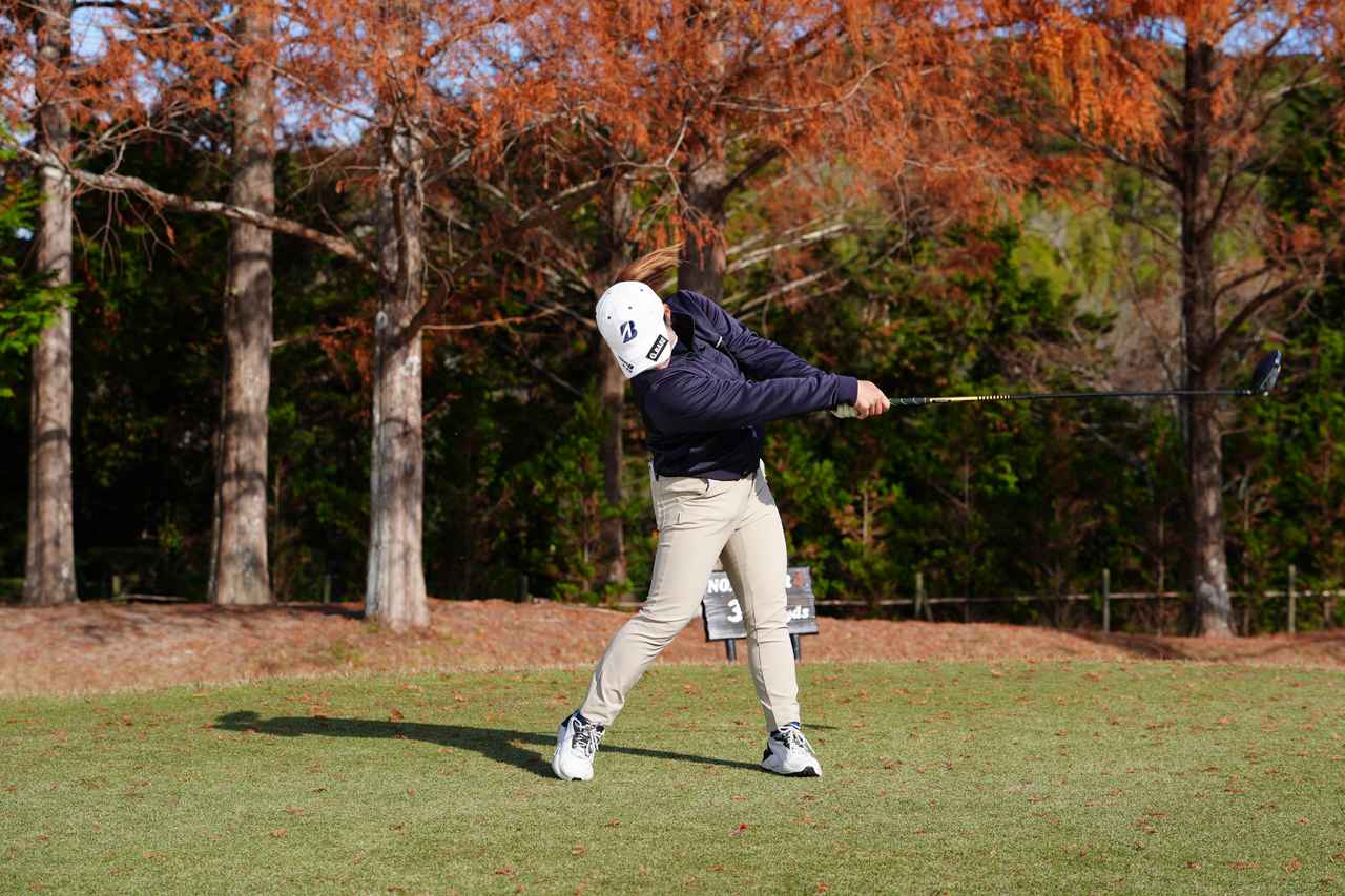 画像 : P8（シャフトが地面と平行）