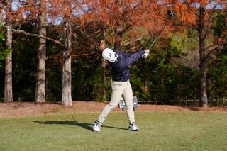 P9（両手が肩の高さ）