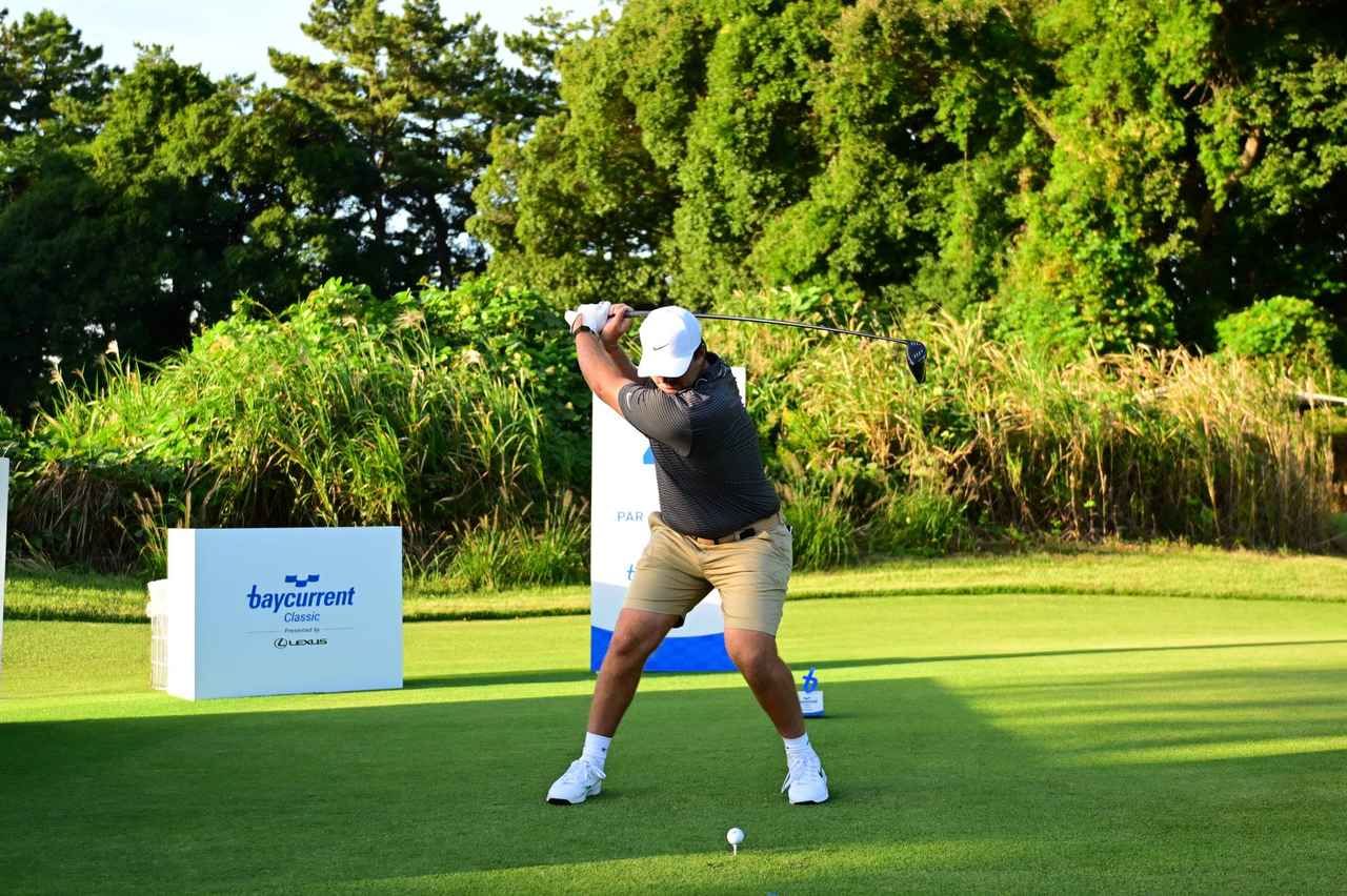 画像 : 4番目の画像 - クリス・ゴッタラップのドライバー連続正面写真（撮影／岡沢裕行） - みんなのゴルフダイジェスト