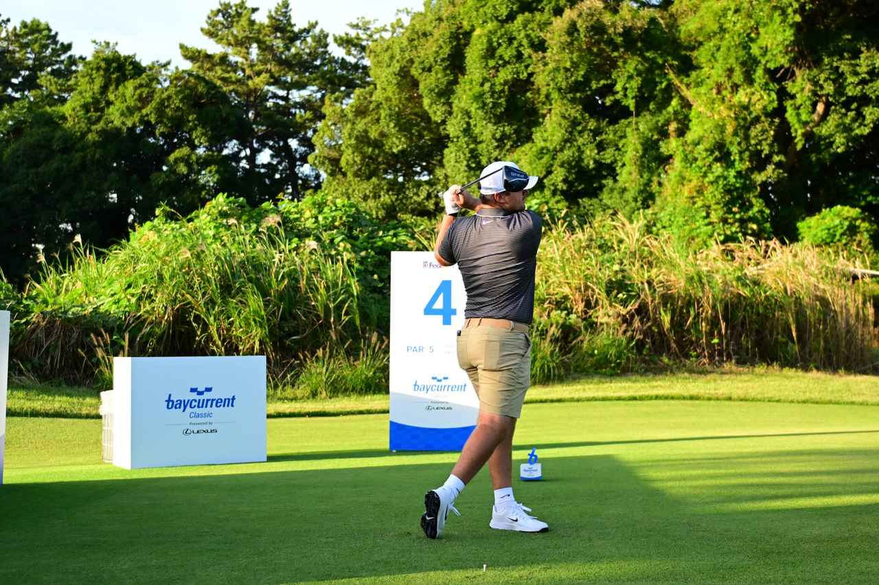 画像 : 10番目の画像 - クリス・ゴッタラップのドライバー連続正面写真（撮影／岡沢裕行） - みんなのゴルフダイジェスト