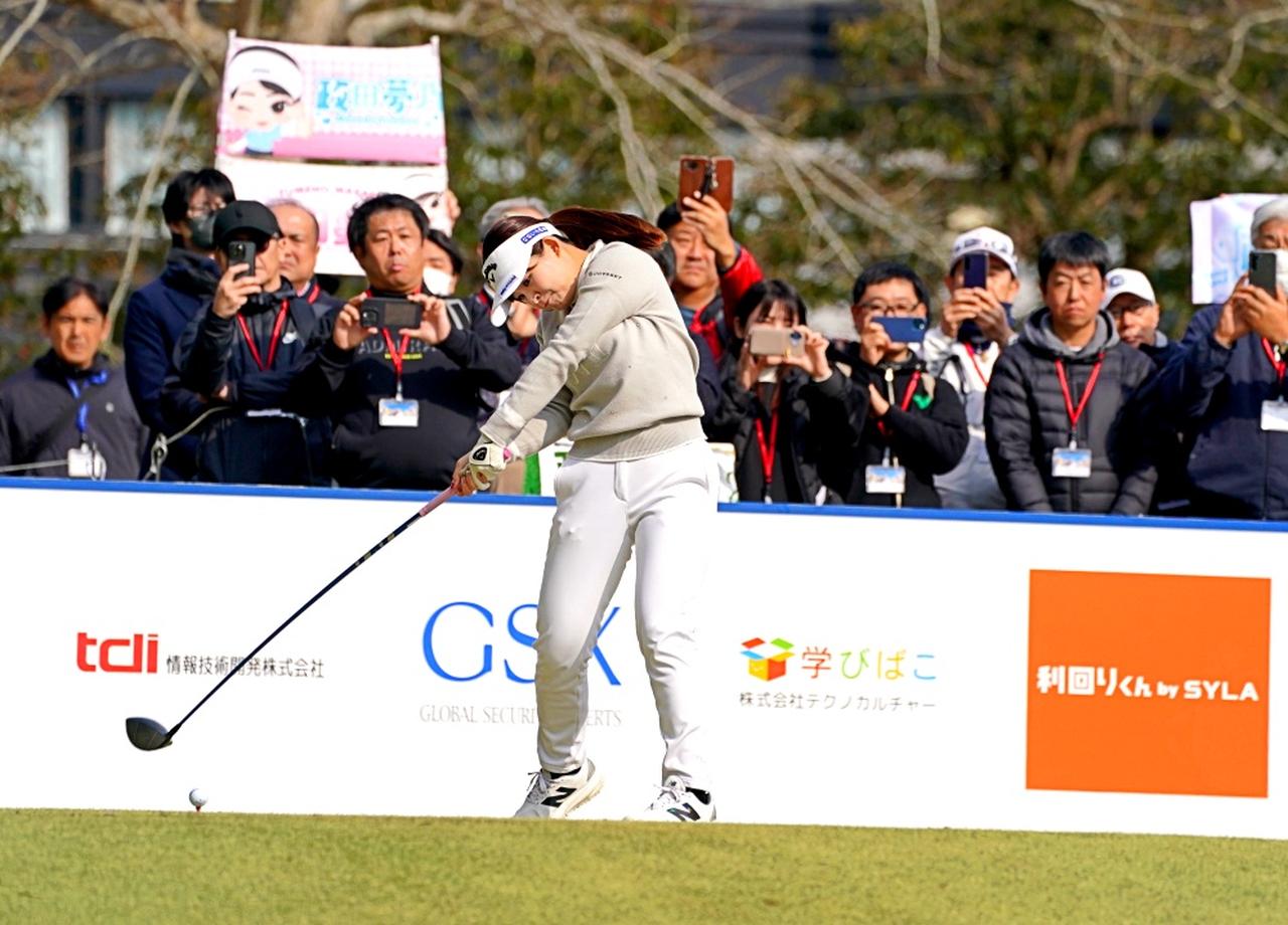 画像 : 7番目の画像 - 新ドライバーで10YUP、政田夢乃のドライバーショット連続写真 - みんなのゴルフダイジェスト