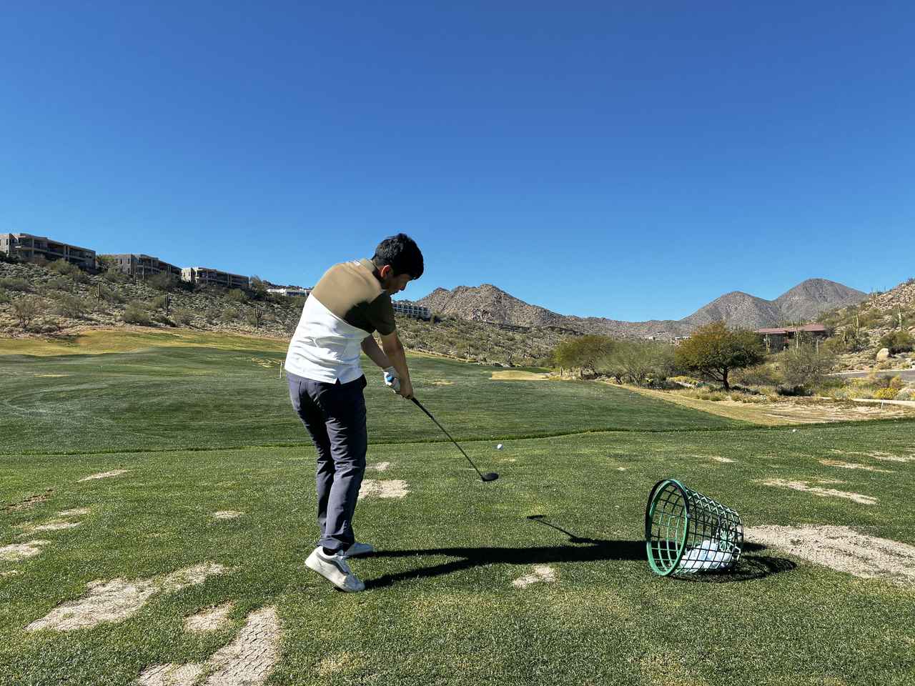 画像: 「『Qi4D』はミスヒットでも飛距離の落ち込みは極めて小さいです」（丹羽氏）