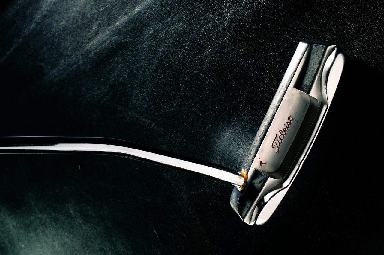 画像: クラシックX SSS：ロングタイプのベントシャフトが装着されたSSS（スタジオステンレススチール）のク ラシックX。クラシックXのツアーパターには、GSS（ジャーマンステンレススチール）のものもある。かなり使い込まれているが、オーナーが海外のサイトで手に入れたときには、すでにこの状態だったという