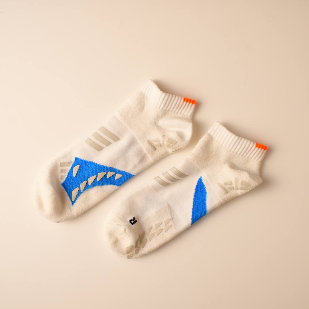 画像: ここがポイント！ BOAダイヤルの下にクッションを配置！