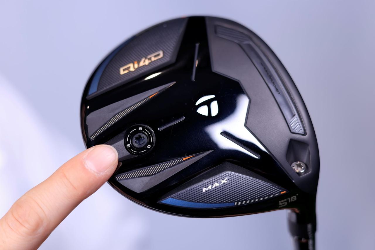 画像1: ソール後方にウェイト。深重心・シャローフェースで球が上がりやすい