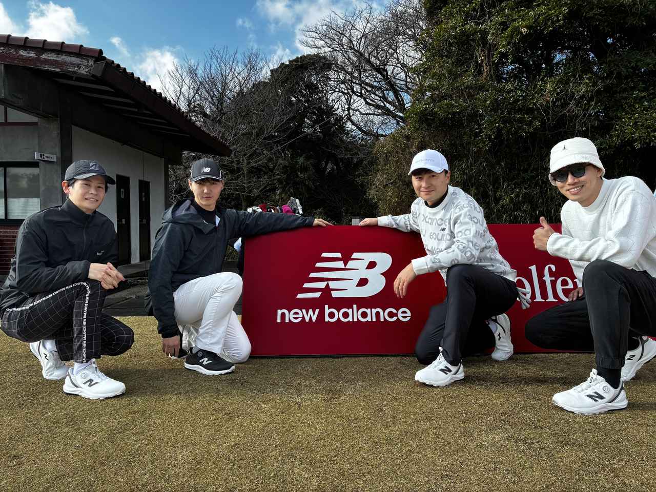 画像: 参加者たちも履き心地の良さに大満足(左から 年本さん、藤巻さん、佐藤さん、田中さん)