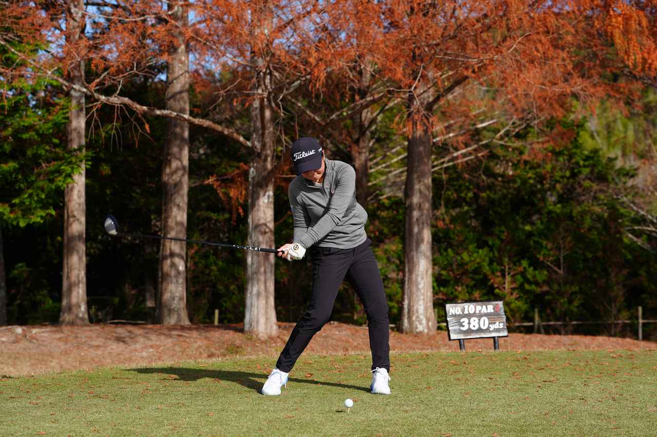 画像 : P6（シャフトが地面と平行）