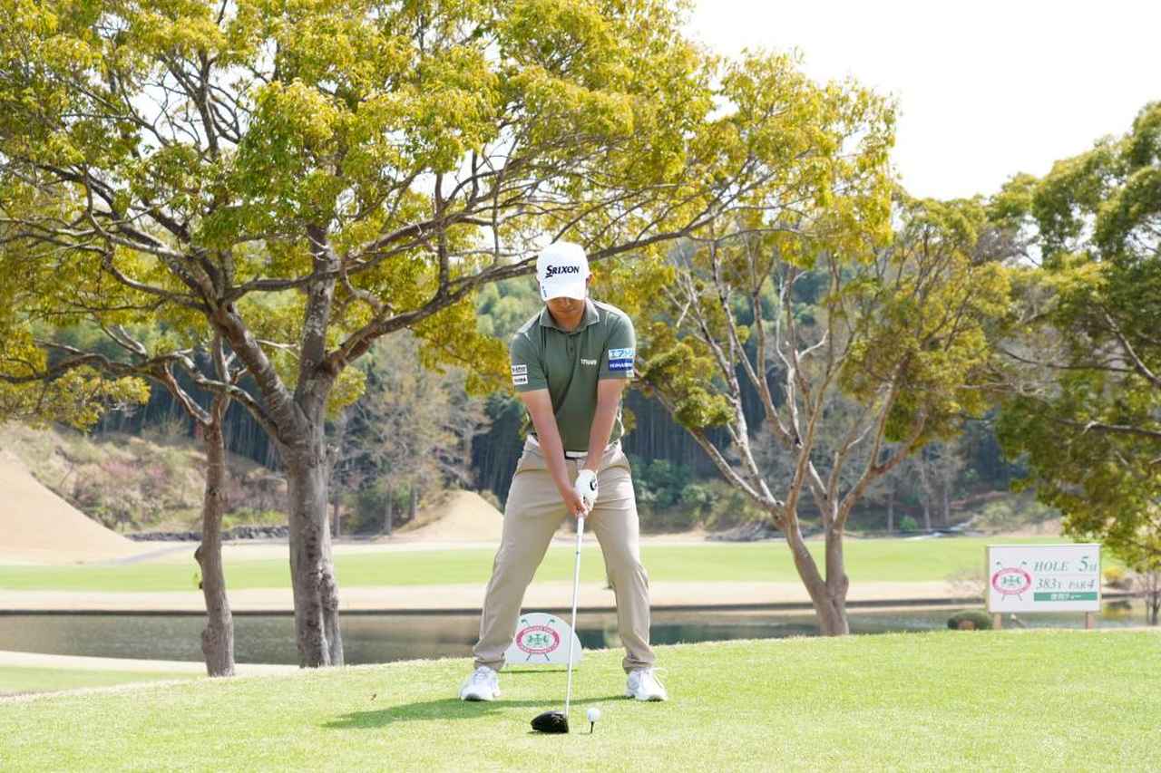 画像 : 1番目の画像 - 2025年の片岡のスウィング※写真1枚目をクリックで解説を確認！ - みんなのゴルフダイジェスト