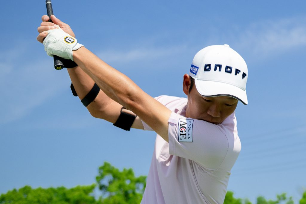 画像: 浅地洋佑のアイアン復活物語<後編>復調のカギは「右ひじの角度」 |