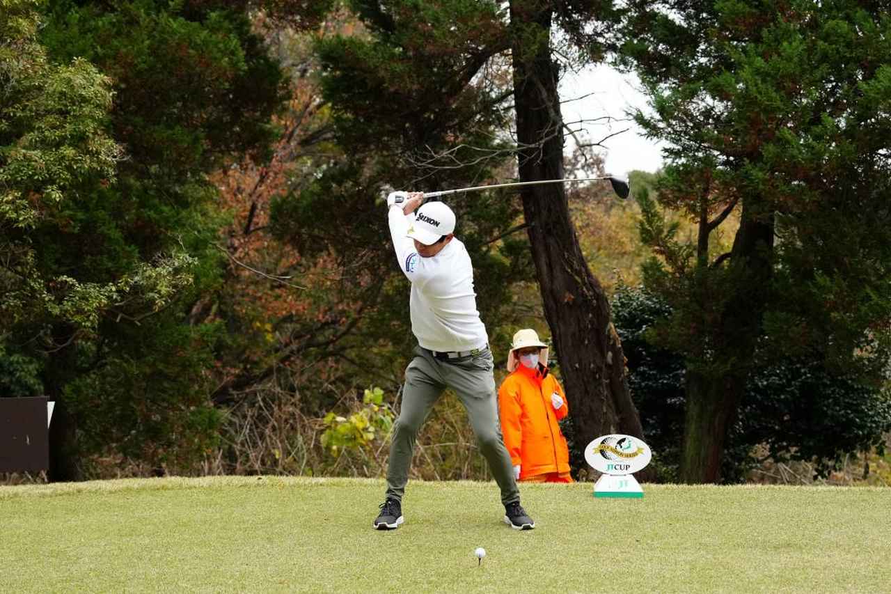 画像 : 2番目の画像 - 2022年の片岡のスウィング - みんなのゴルフダイジェスト