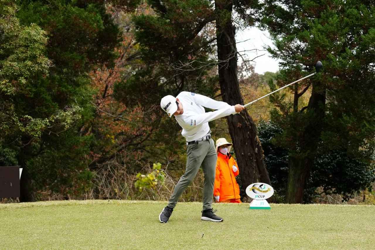 画像 : 5番目の画像 - 2022年の片岡のスウィング - みんなのゴルフダイジェスト