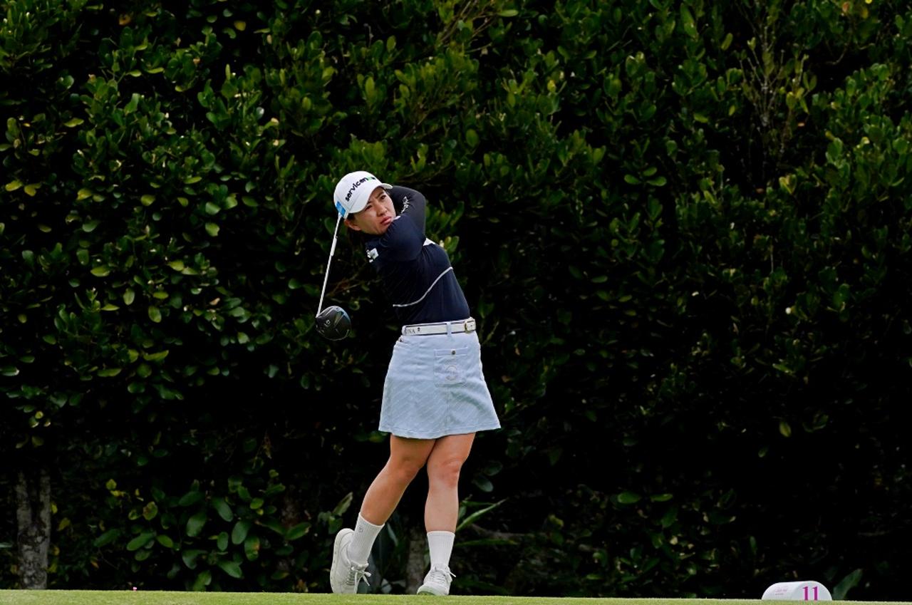 画像 : 12番目の画像 - 【連続写真12枚】永井花奈のドライバー斜め前方 - みんなのゴルフダイジェスト