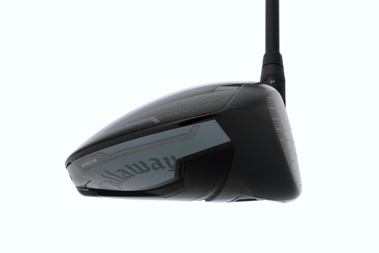 画像: ヘッド後方が低いシャローバック形状でアッパーに振り抜きやすい