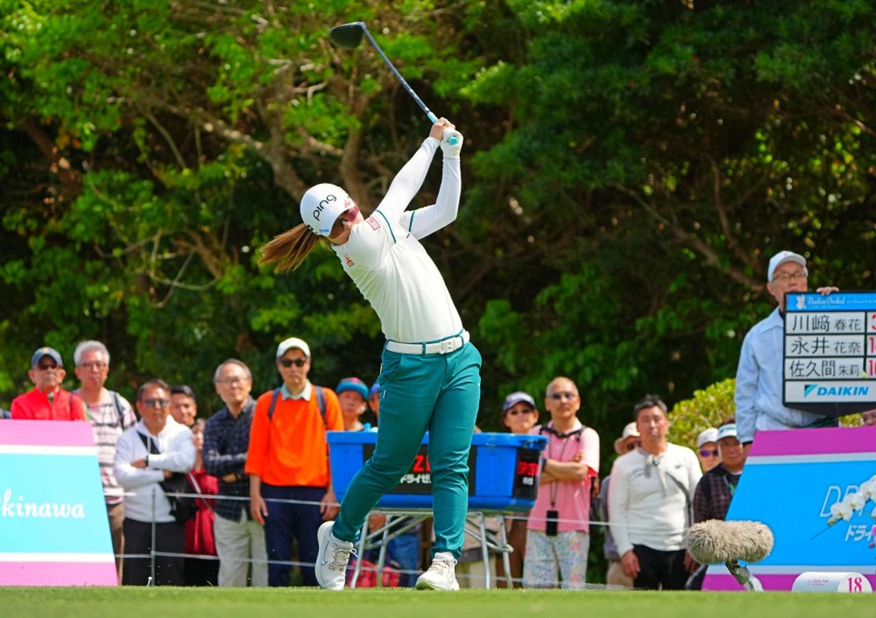 画像 : 11番目の画像 - 優勝した佐久間朱莉のドライバーショット連続写真（撮影/岡沢裕行） - みんなのゴルフダイジェスト