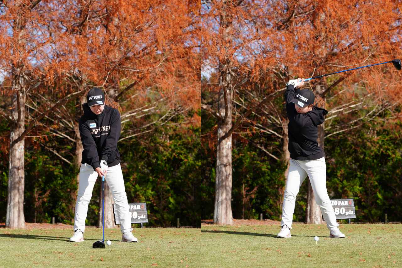 画像: 左手の甲がカメラから見えるくらいかぶせ、右手も下から握るストロンググリップ