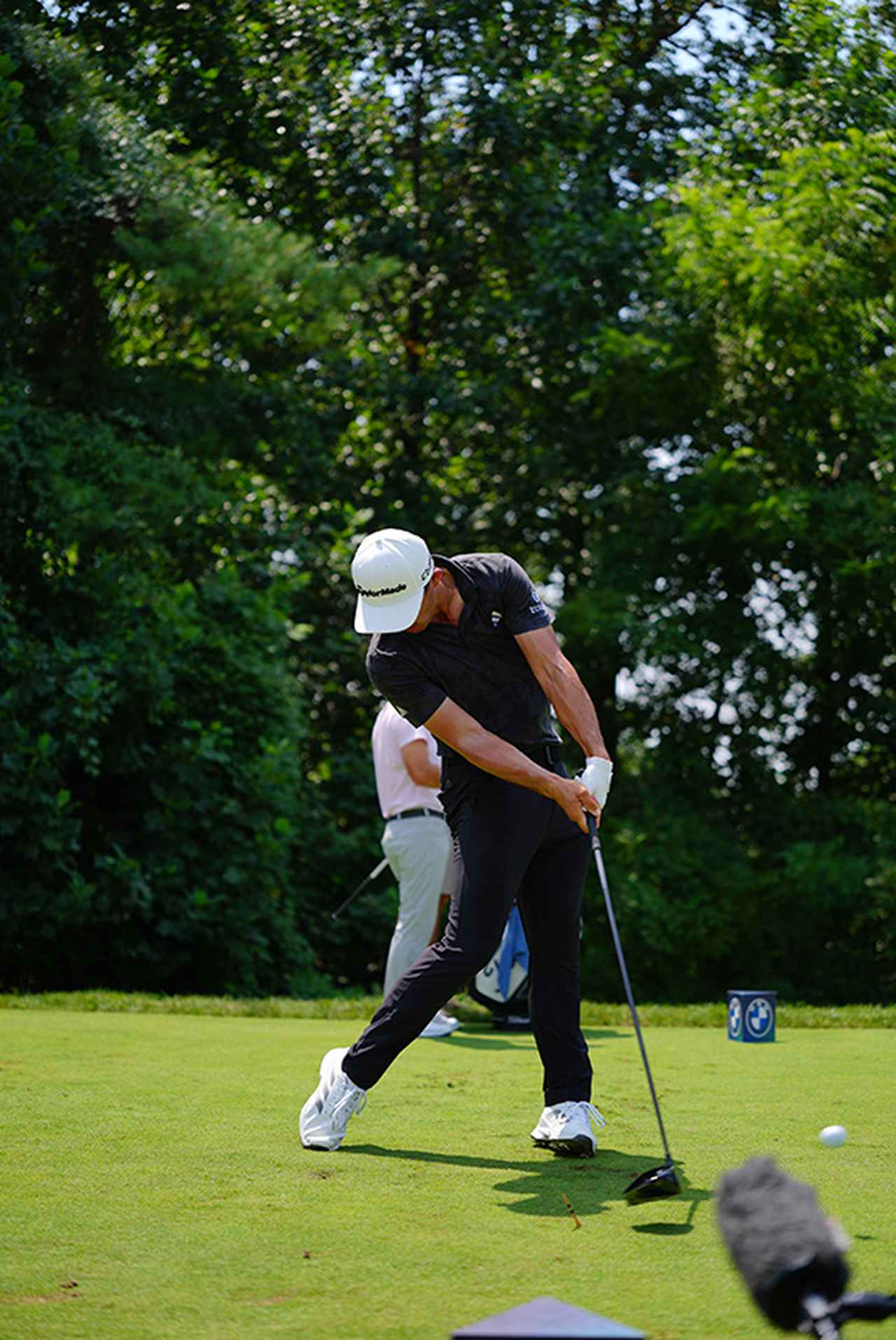 画像 : 7番目の画像 - 【写真10枚】コリン・モリカワのスウィングを確認！ - みんなのゴルフダイジェスト