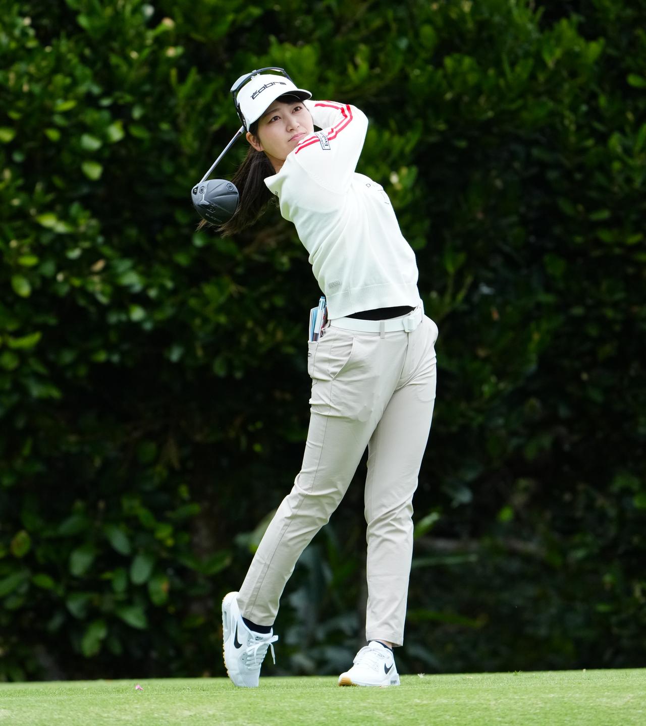 画像 : プロV1使用田辺ひかり