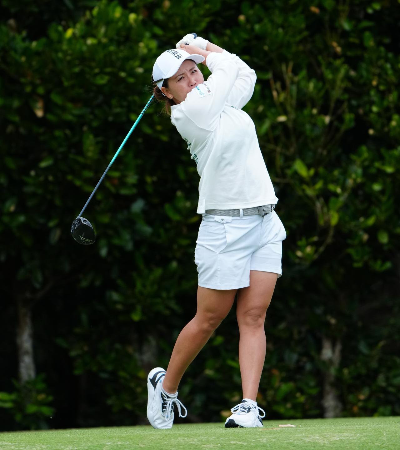 画像 : プロV1x使用山城奈々