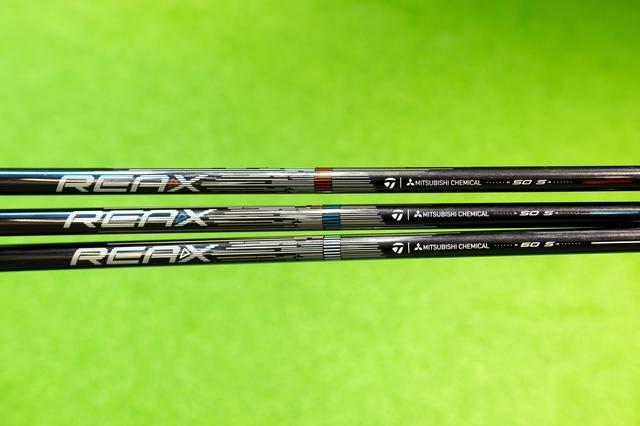 画像: 純正シャフト(REAX)は3タイプ。フェースローテーションが多いタイプは「HR」(上)、中間は「MR」(中)、少なめは「LR」(下)がマッチする