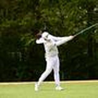 P9（両手が肩の高さ）