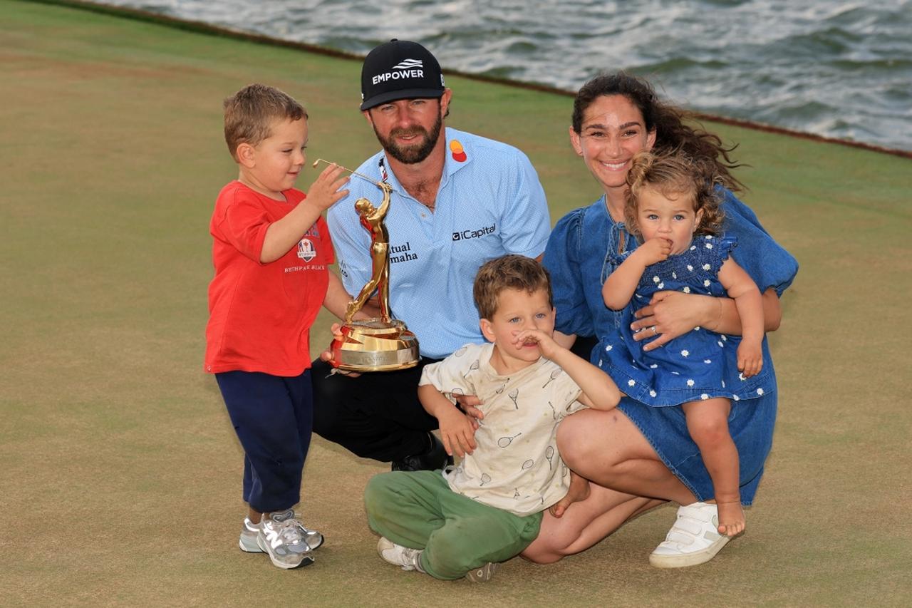 画像: キャメロン・ヤングが第5のメジャーで逆転V！ 18番で375Yのビッグドライブを見せツアー2勝目。でも「子供たちはトロフィーよりドローンに興味津々」【米男子ツアー】 - みんなのゴルフダイジェスト