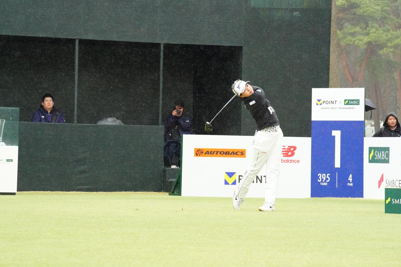 画像 : 9番目の画像 - Vポイント×SMBCレディス初日の菅楓華のドライバースウィング - みんなのゴルフダイジェスト