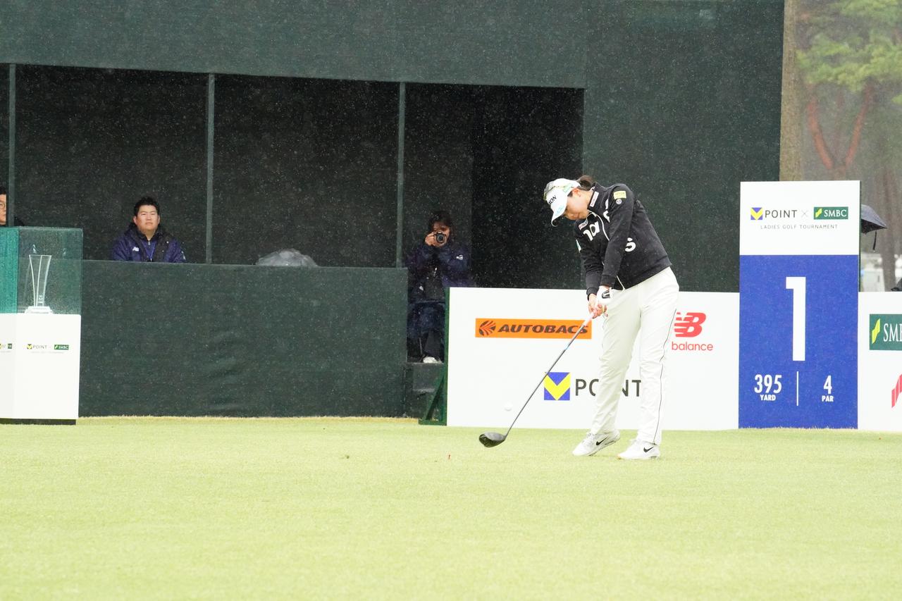 画像 : 6番目の画像 - Vポイント×SMBCレディス初日の菅楓華のドライバースウィング - みんなのゴルフダイジェスト