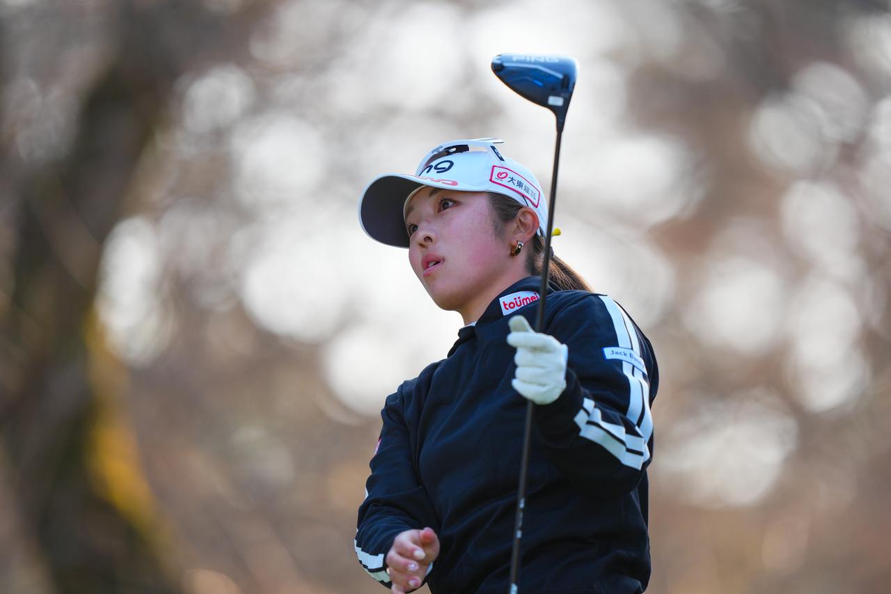 画像: 「ダボを打たない」佐久間朱莉が首位。難関・紫CCでアンダーパーは僅か3人の激戦をプロがレポート【国内女子ツアー】 - みんなのゴルフダイジェスト