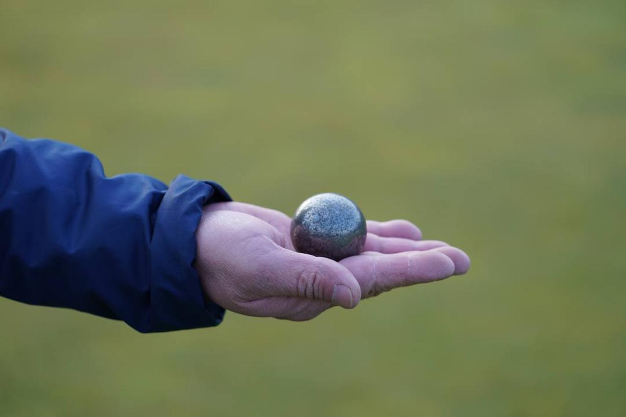 画像: 難関グリーンはこう作られる! 硬度計ファームネスの秘密 選手が悲鳴を上げる「硬さと速さ」を支える裏方の真剣勝負【国内女子ツアー】 - みんなのゴルフダイジェスト