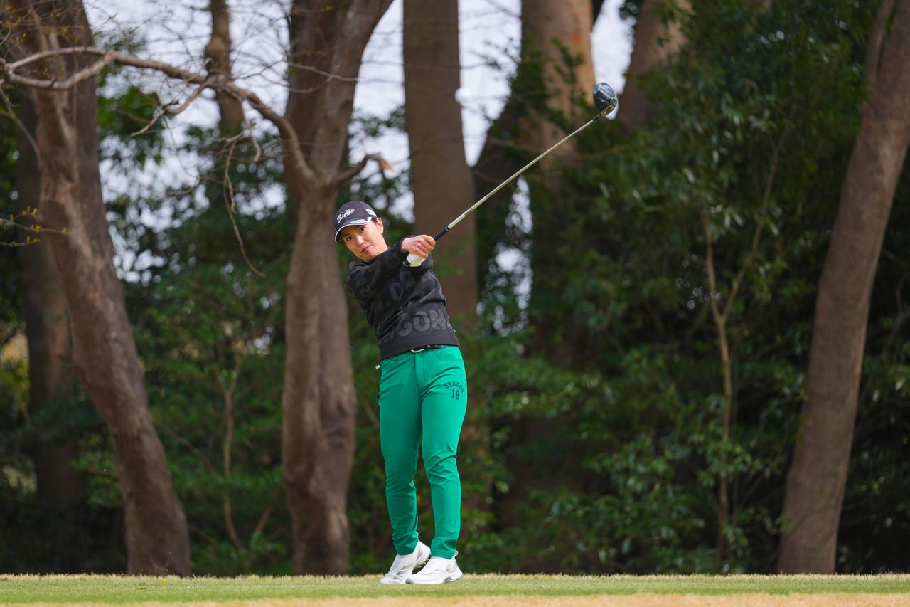 画像 : 13番目の画像 - 笠りつ子　ドライバー連続写真 - みんなのゴルフダイジェスト