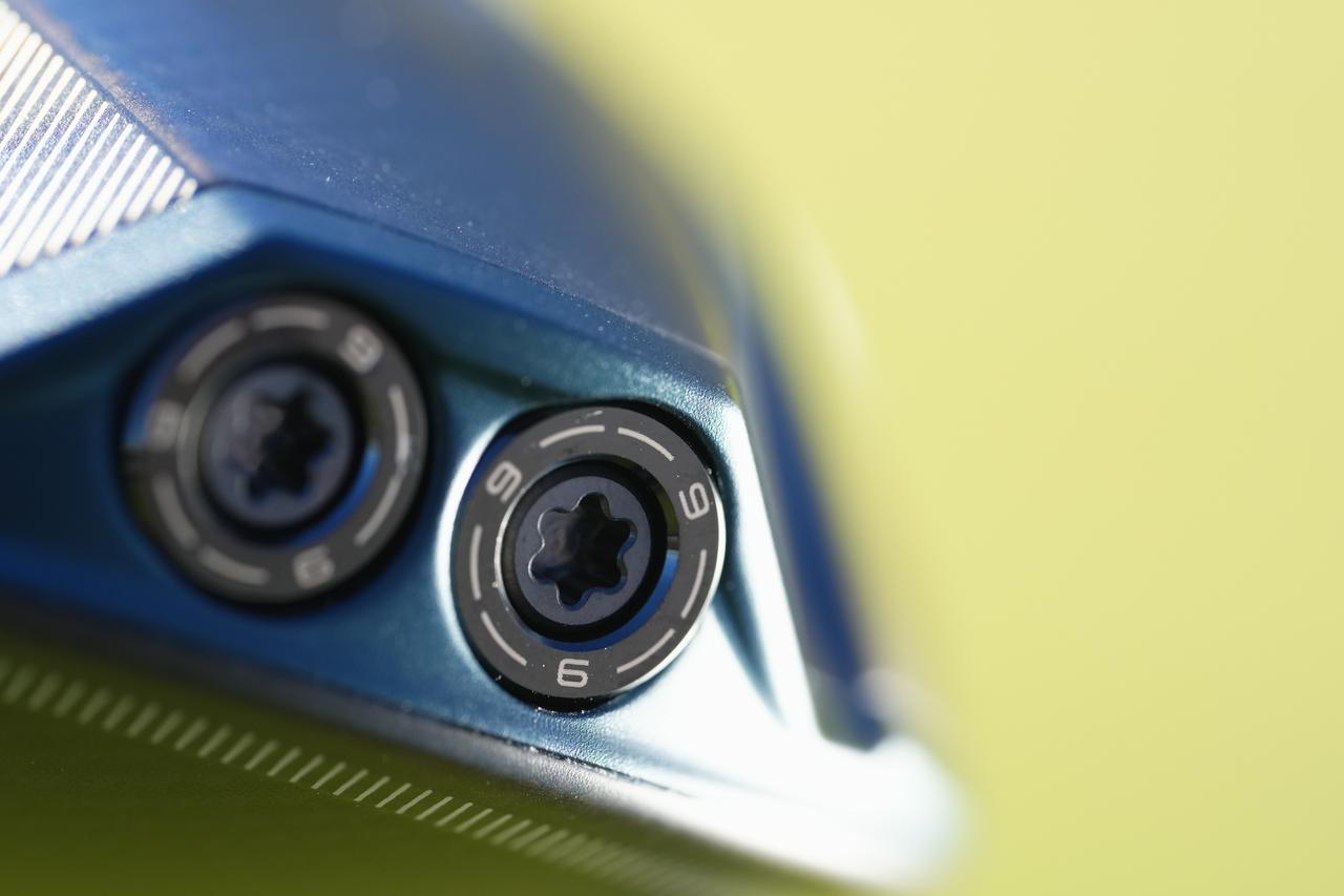 画像: ウェイトポートが増え、より精緻な調整が可能になった「Qi4D」シリーズ（写真はQi4Dドライバー）