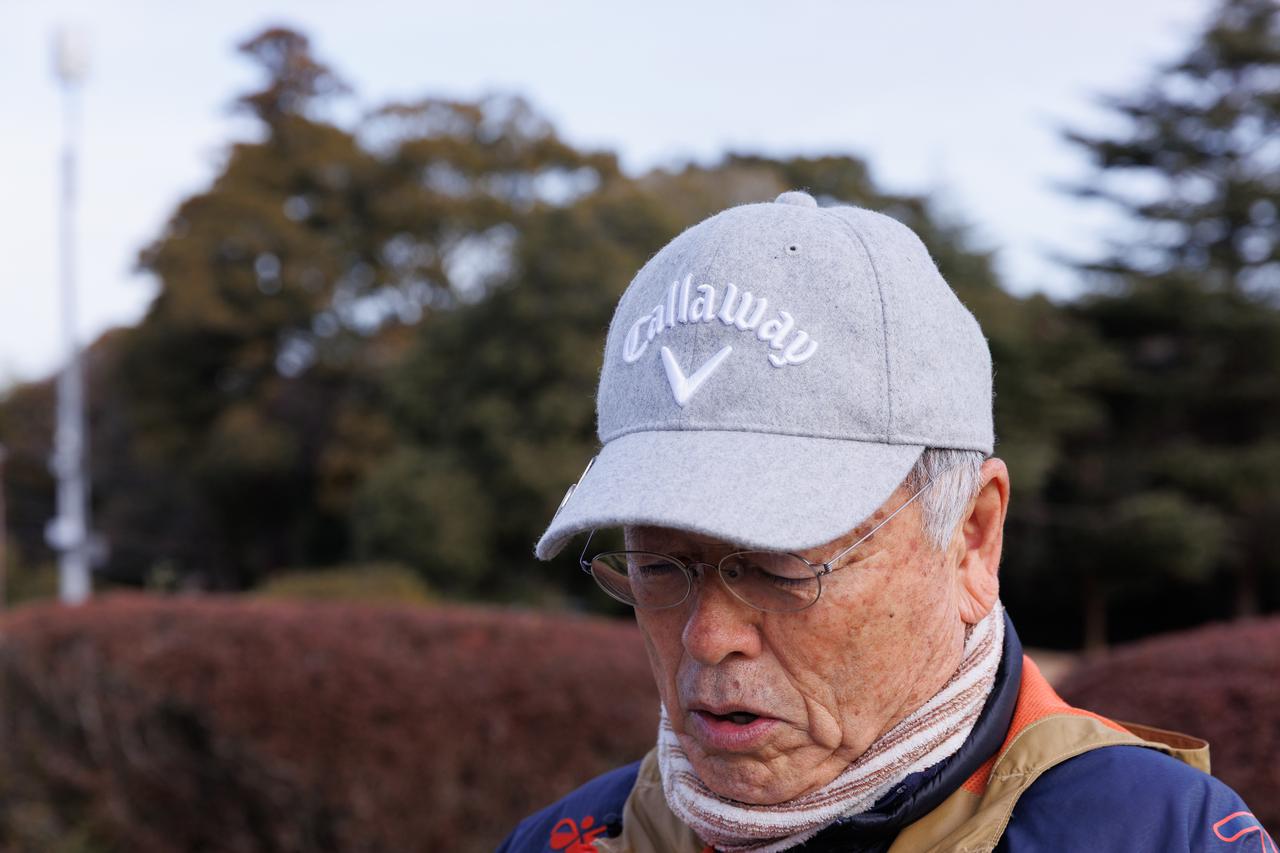 画像: 軽やかな色合いの起毛素材を採用したライトグレーキャップ