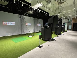 弾道計測器「TRACKMAN」付きの打席