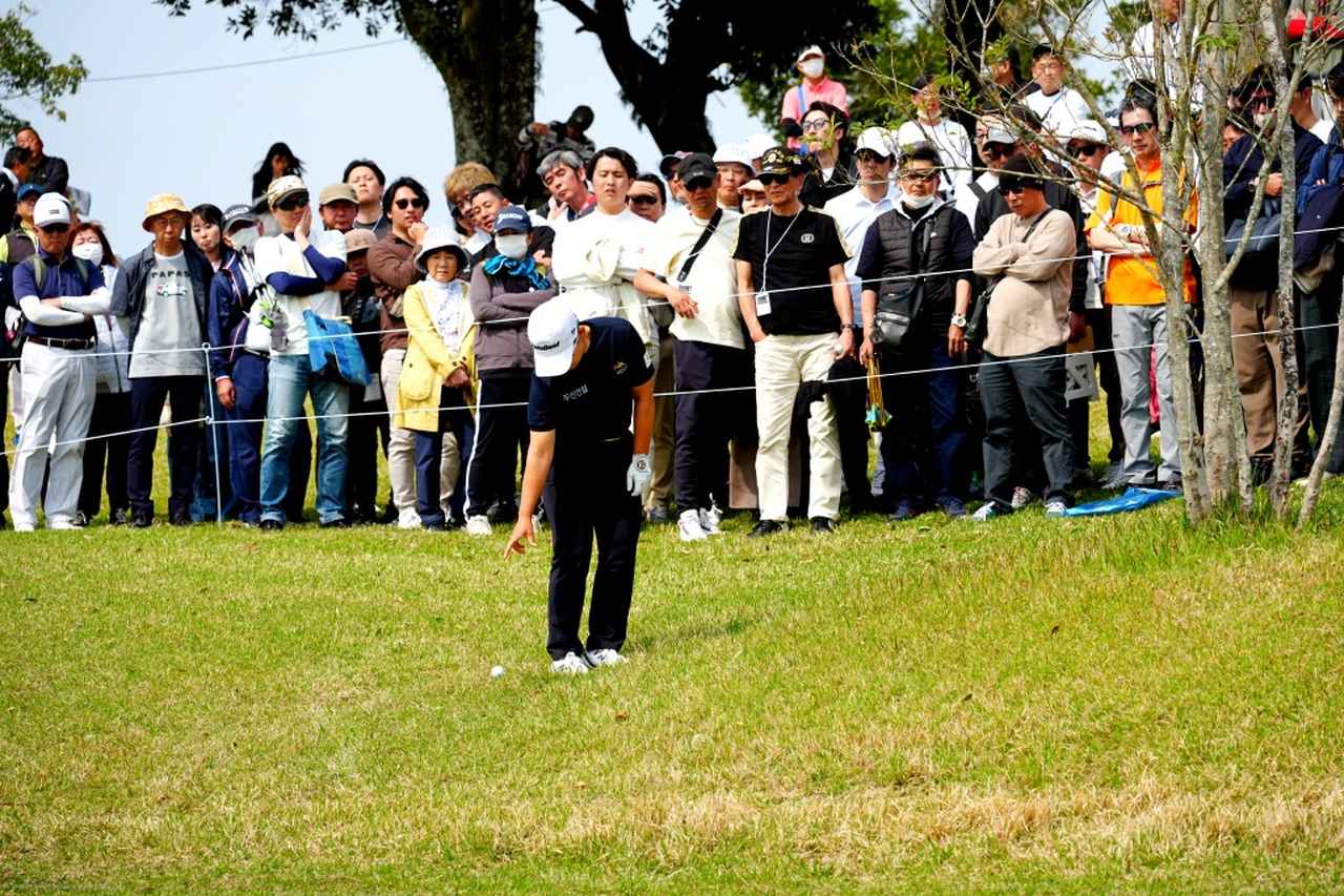 画像: ドロップする申ジエ（撮影/岡沢裕行）