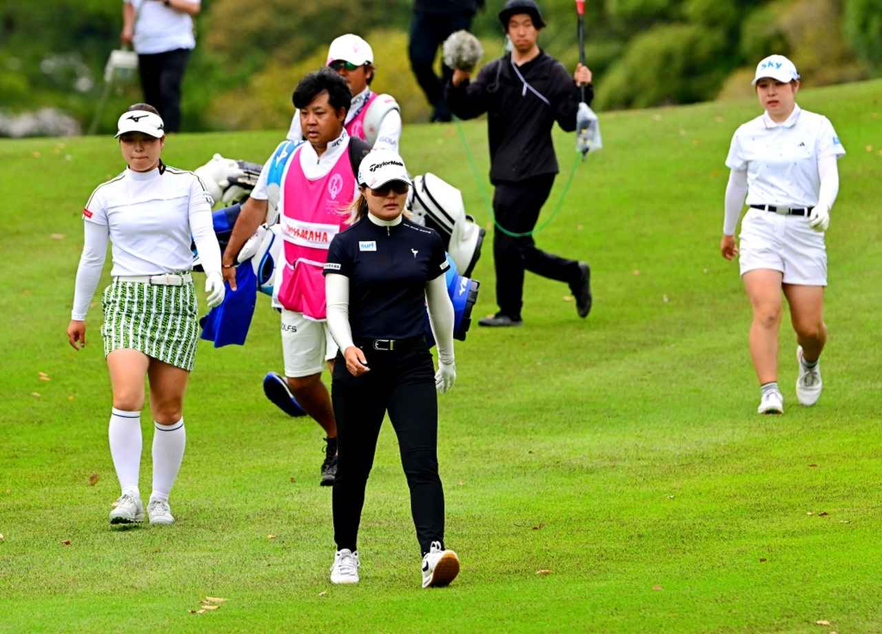 画像: 荒木優奈、仲村果乃と3人のプレーオフを制す（撮影/有原裕晶）