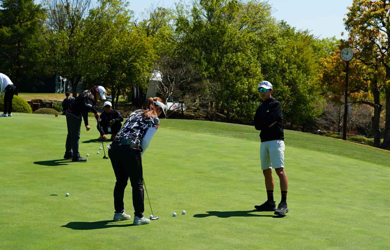 画像: 京都出身だからこその「まったり」のリズムで、難関グリーンを攻略なるか⁉