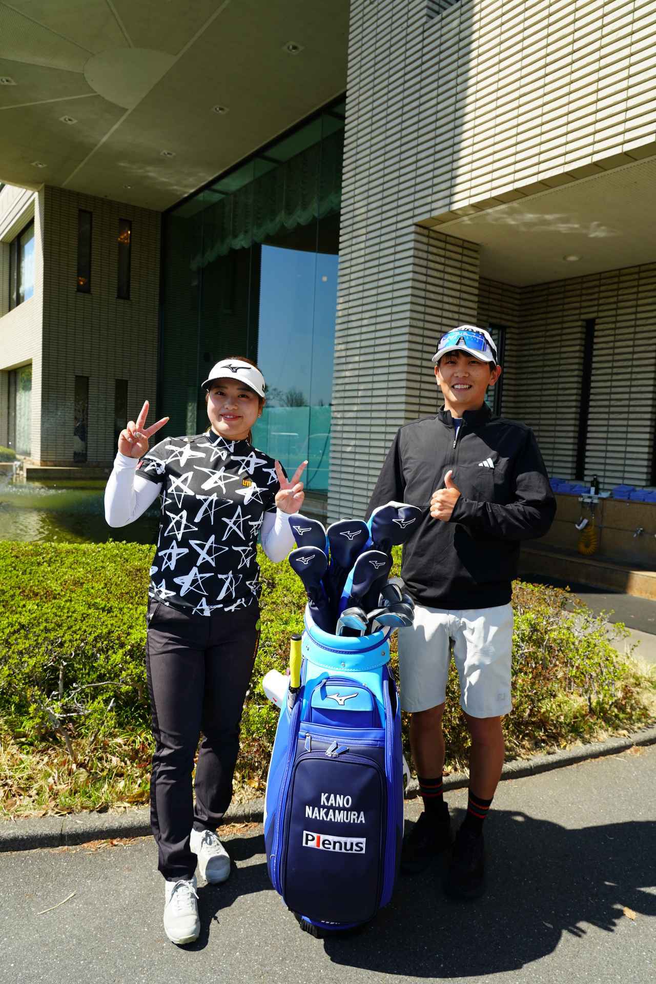 画像: 長谷川キャディは、仲村の一個下。若手コンビで2勝目を狙う