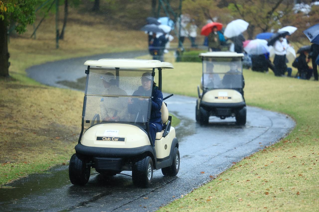 画像: プレーオフに向かう中村心と安田祐香(撮影/大澤進二)