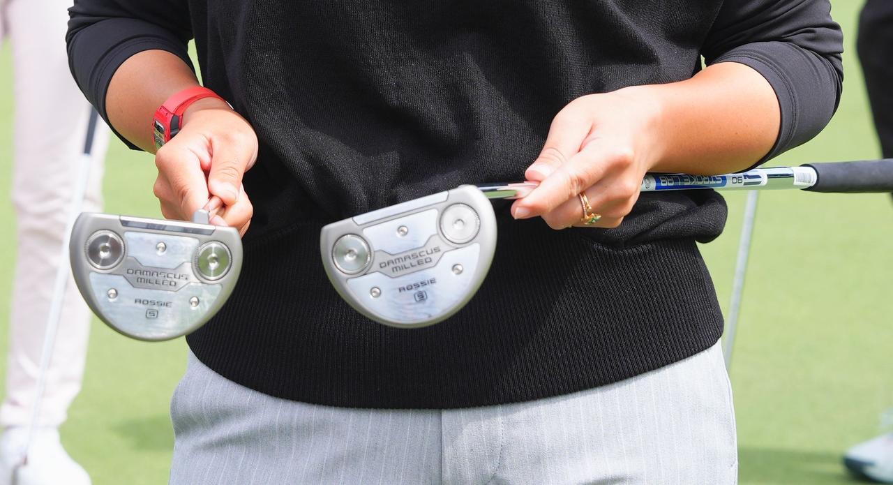 画像: 「球が強く、芝目のある高麗芝に合う」と開幕戦の琉球GCの高麗グリーンで使用。各試合のグリーンセッティングによってパターを変更する