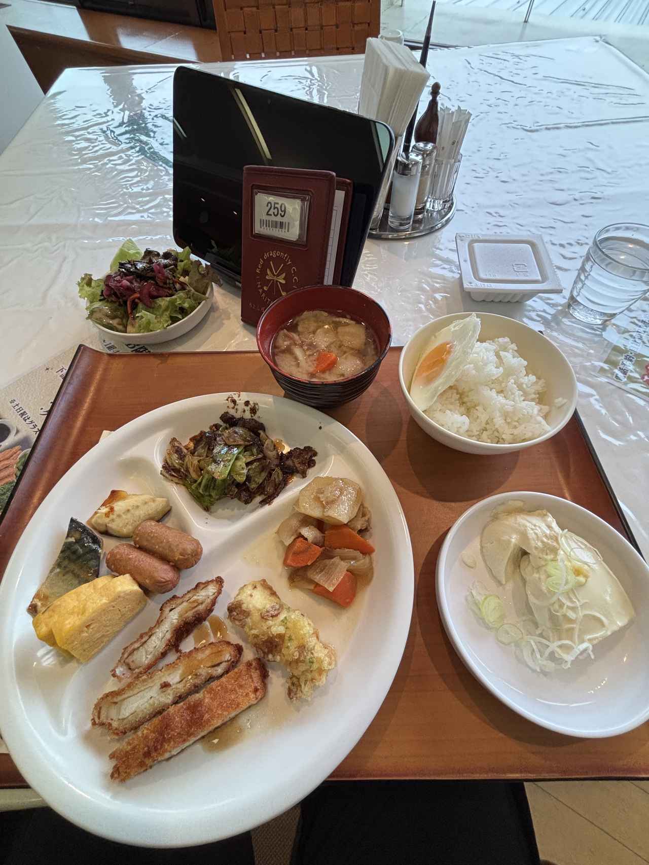 画像: 赤とんぼカントリークラブ、朝もバイキング