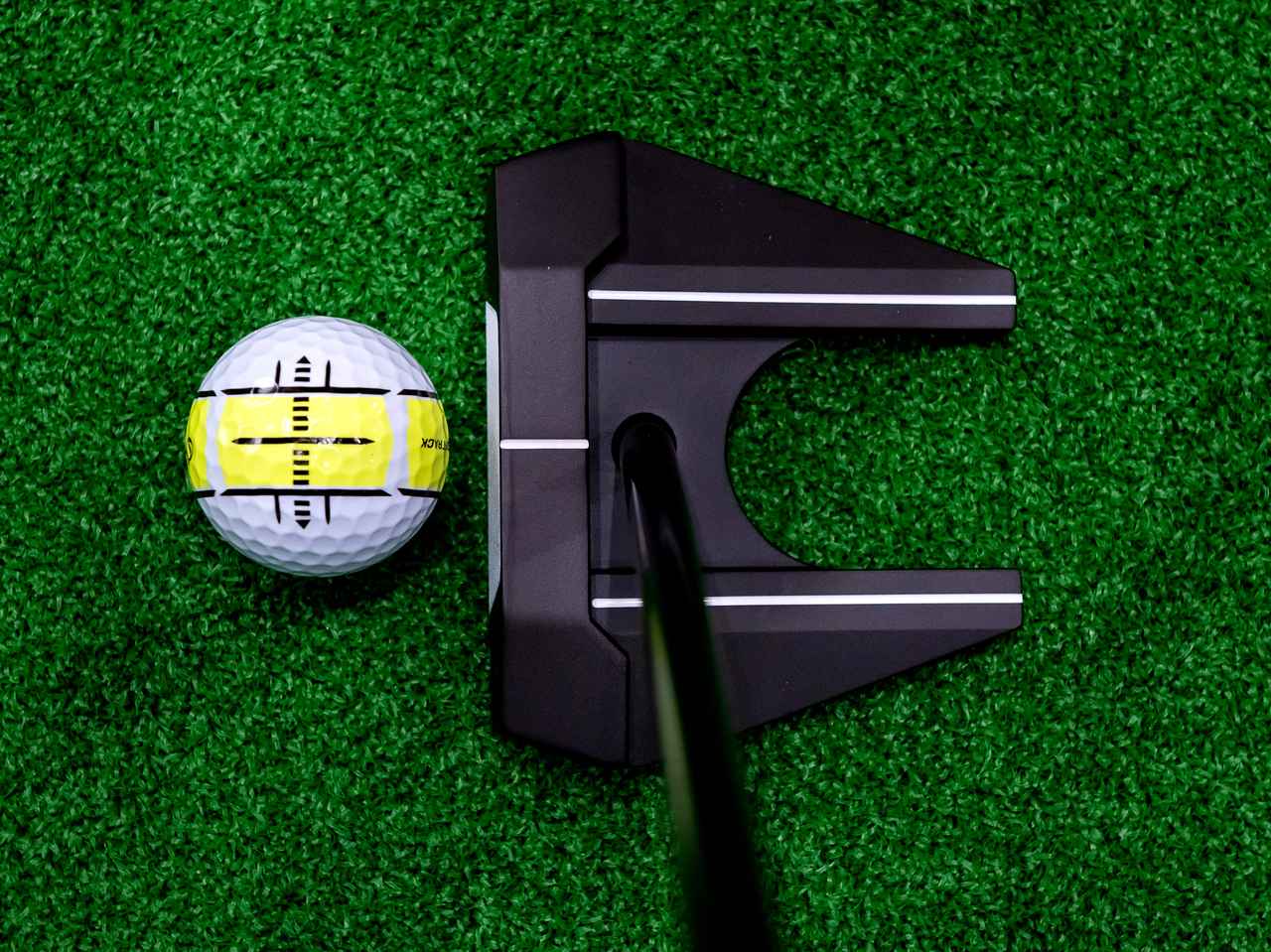 画像1: ツノ型パターは太帯とターゲットラインを合わせる