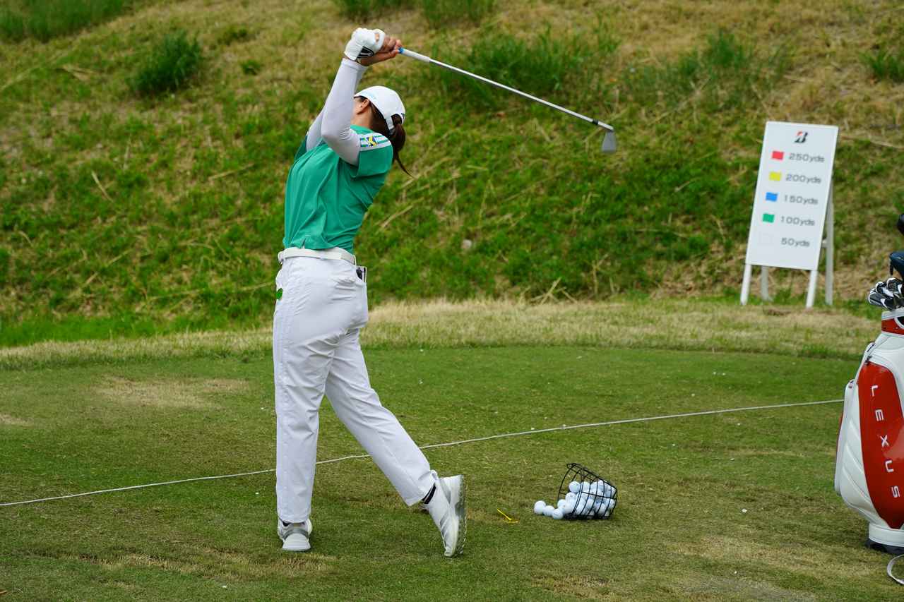画像 : 7番目の画像 - 【写真8枚】渋野日向子が練習する様子 - みんなのゴルフダイジェスト