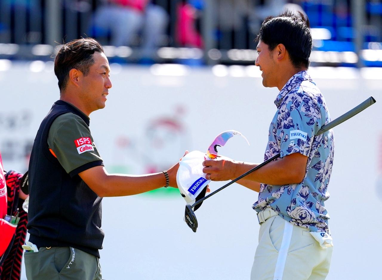 画像: 稲森佑貴とのプレーオフを2ホール目で制す（撮影/姉崎正）