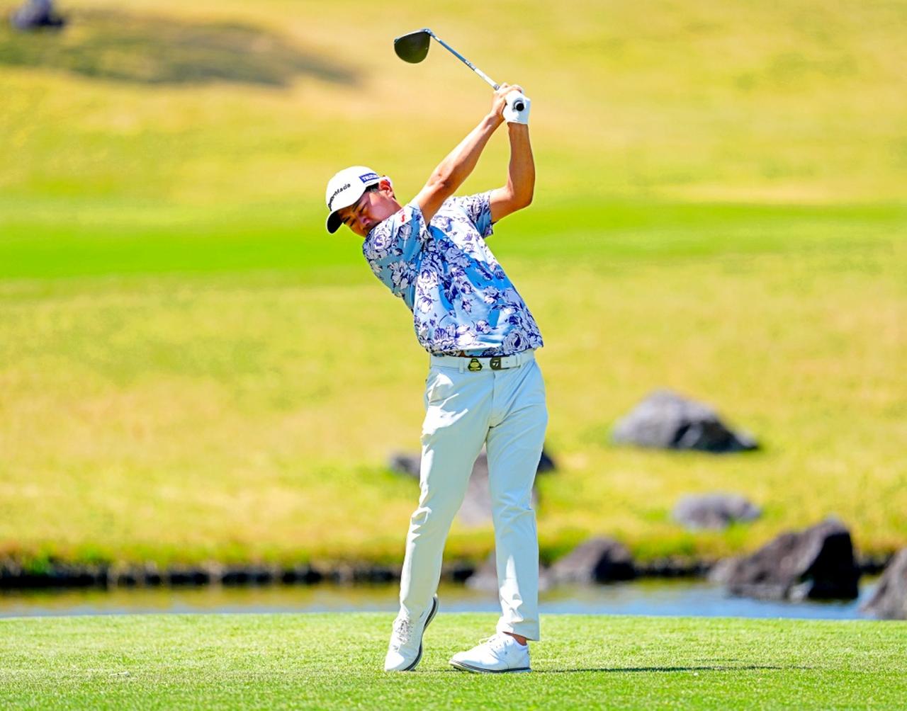 画像 : 9番目の画像 - 石坂友宏のドライバーショット連続写真（撮影/姉崎正） - みんなのゴルフダイジェスト