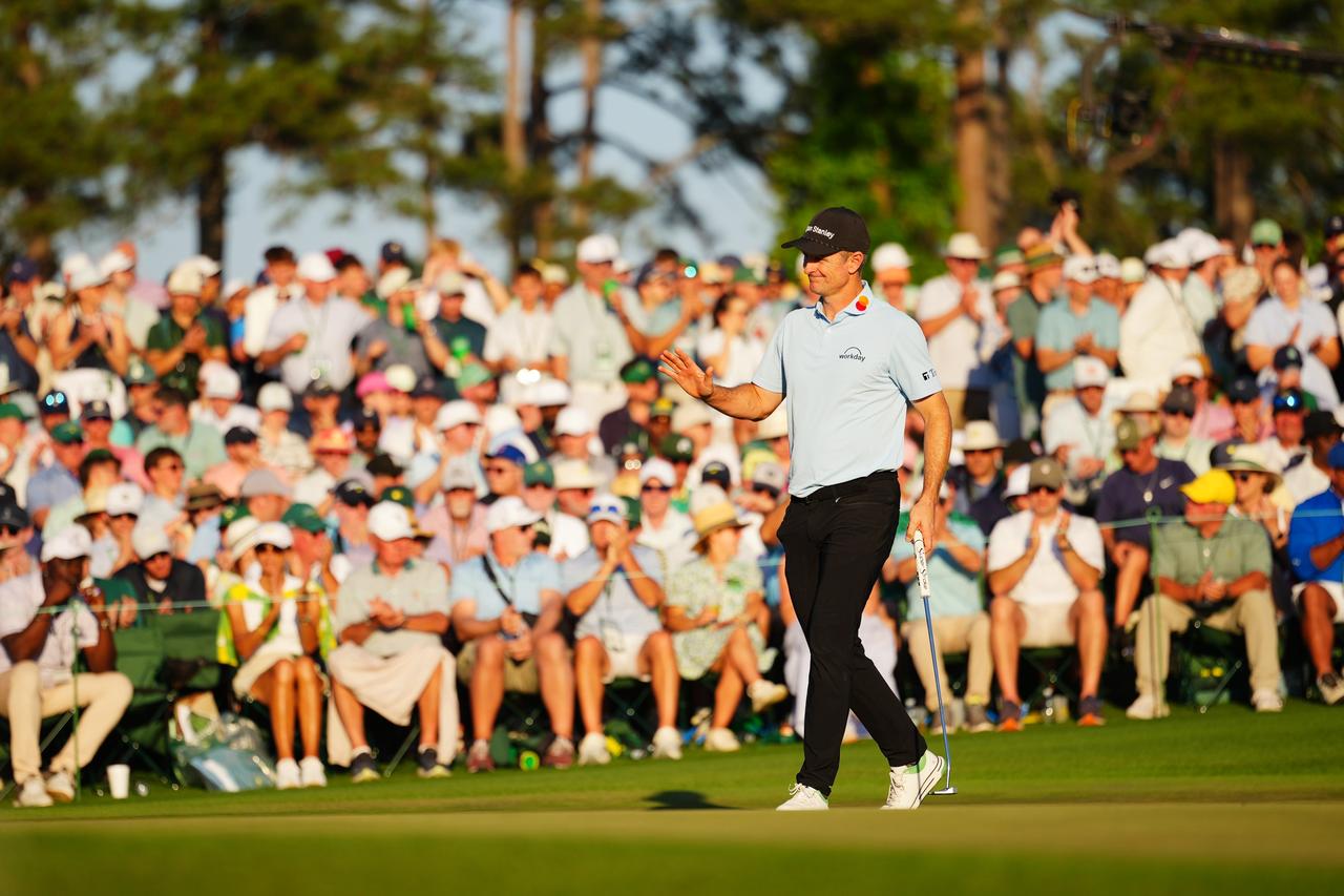 画像: 18番ホールでのローズ。非常に満足感に満ちた表情を浮かべていた