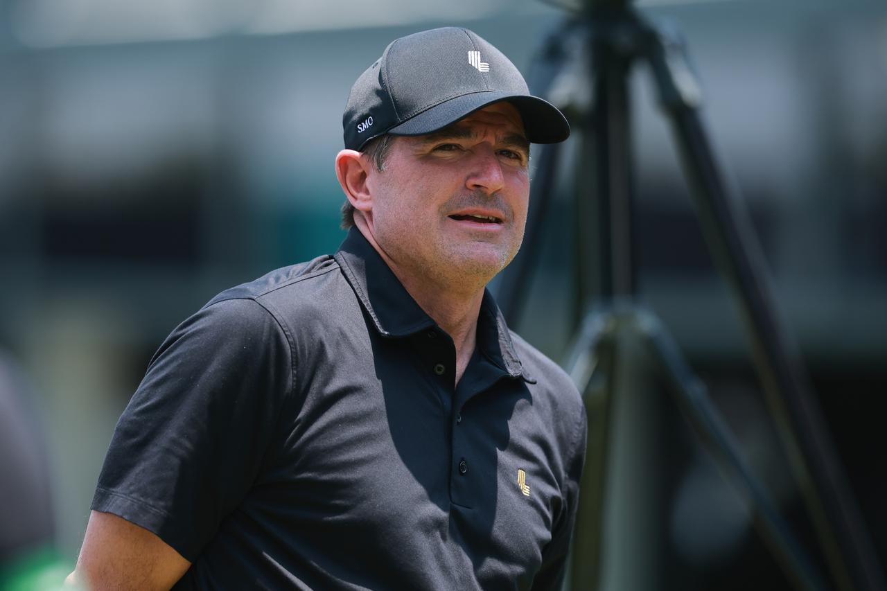 画像: LIVゴルフ・メキシコシティの会場にきてメディア対応や試合を観戦しているLIVゴルフCEOのスコット・オニール氏（PHOTO/Getty Images）