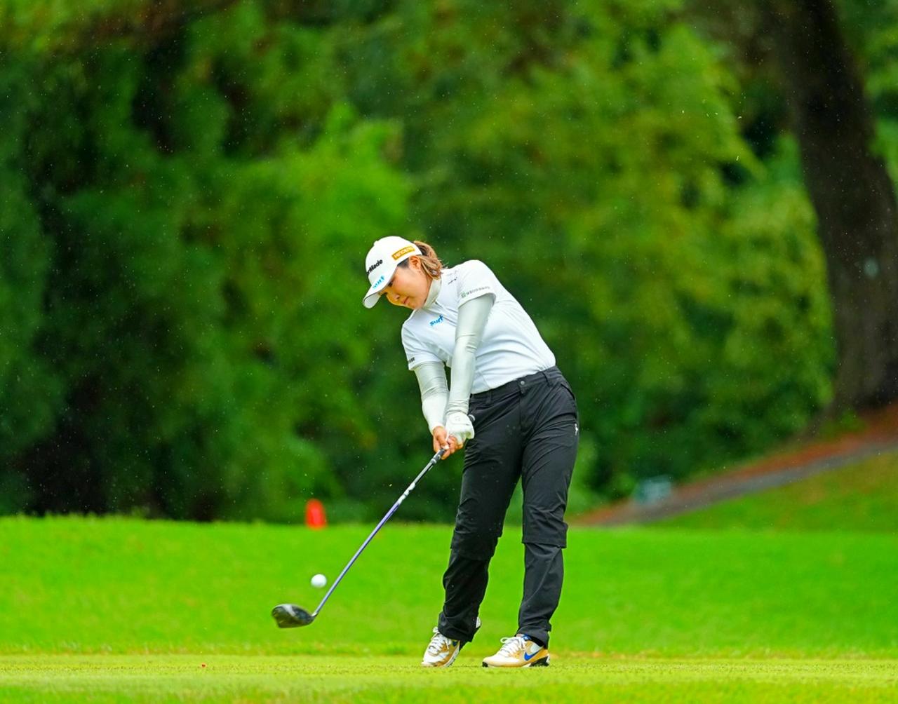 画像 : 8番目の画像 - 高橋彩華のドライバーショット連続写真（撮影/姉崎正） - みんなのゴルフダイジェスト