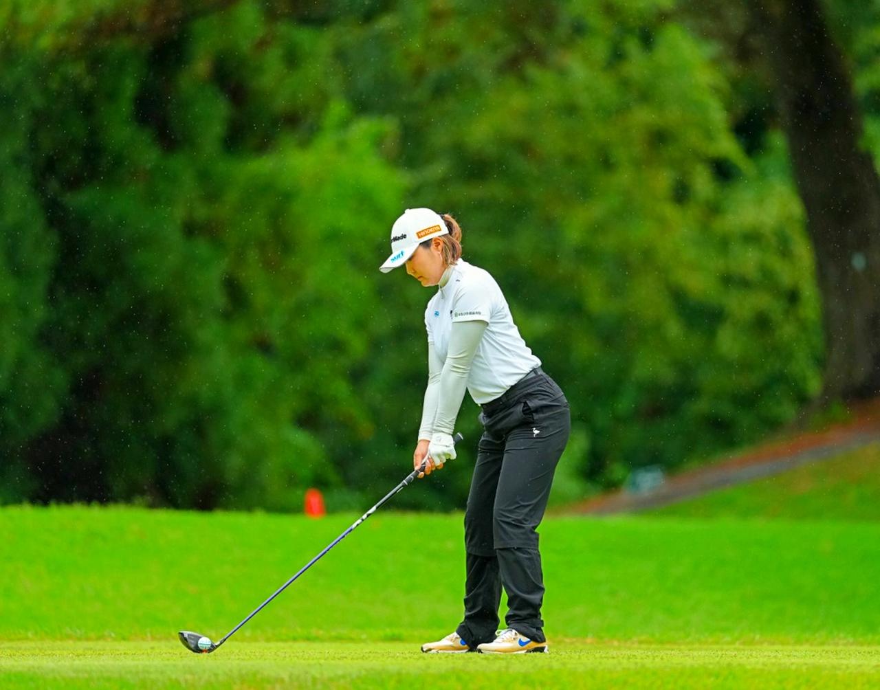 画像 : 1番目の画像 - 高橋彩華のドライバーショット連続写真（撮影/姉崎正） - みんなのゴルフダイジェスト