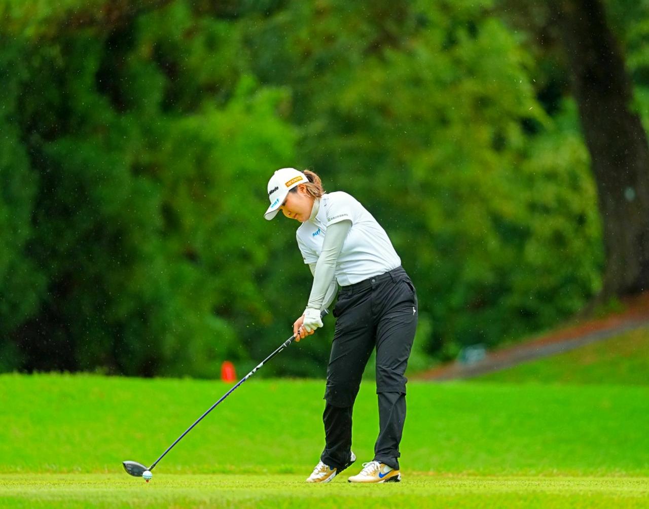 画像 : 7番目の画像 - 高橋彩華のドライバーショット連続写真（撮影/姉崎正） - みんなのゴルフダイジェスト